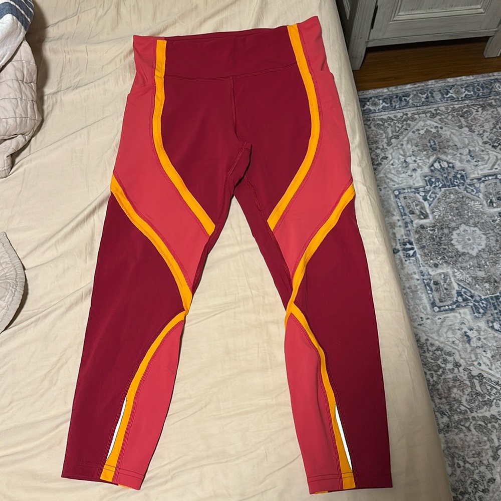 Lululemon Wild Twist 7/8 Tight 25"